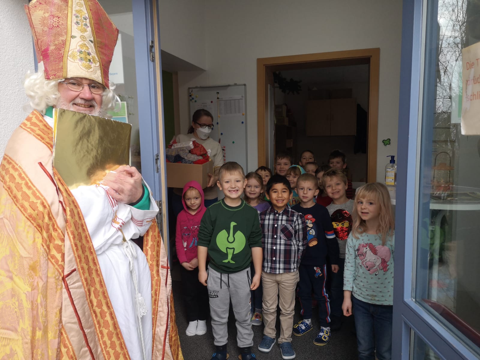 Nikolaus im Kindergarten (c) Kita St. Michael